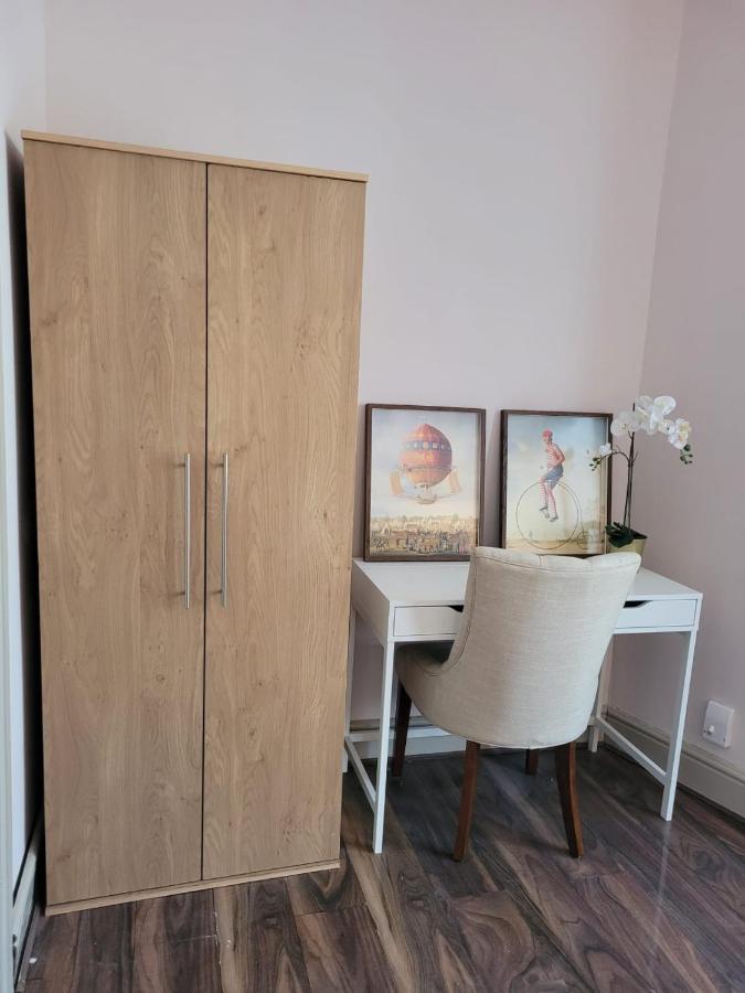 43 Kimberly Road Apartment Londra Dış mekan fotoğraf