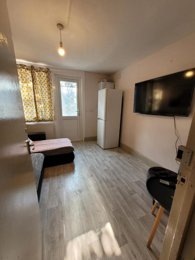 43 Kimberly Road Apartment Londra Dış mekan fotoğraf
